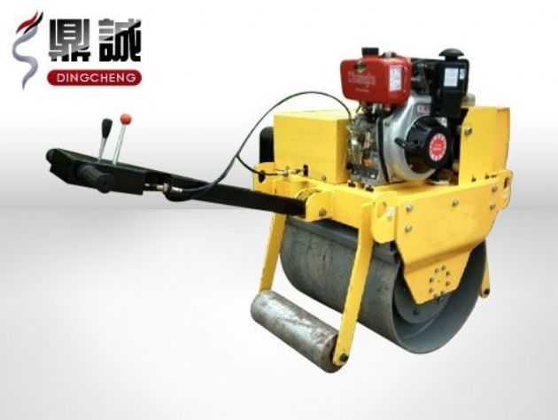 點(diǎn)擊查看詳細(xì)信息<br>標(biāo)題：重型手扶式單鋼輪壓路機(jī) 閱讀次數(shù)：12224