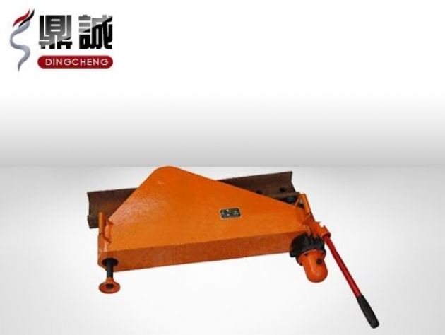 點(diǎn)擊查看詳細(xì)信息<br>標(biāo)題：垂直液壓彎軌機(jī) 閱讀次數(shù)：3536