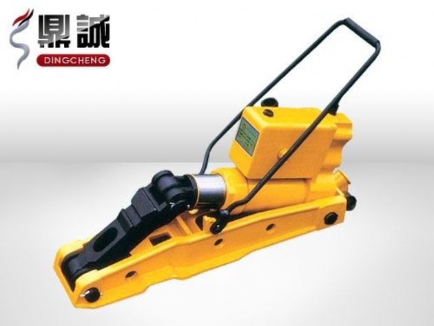 點(diǎn)擊查看詳細(xì)信息<br>標(biāo)題：液壓起撥道機(jī) 閱讀次數(shù)：3559