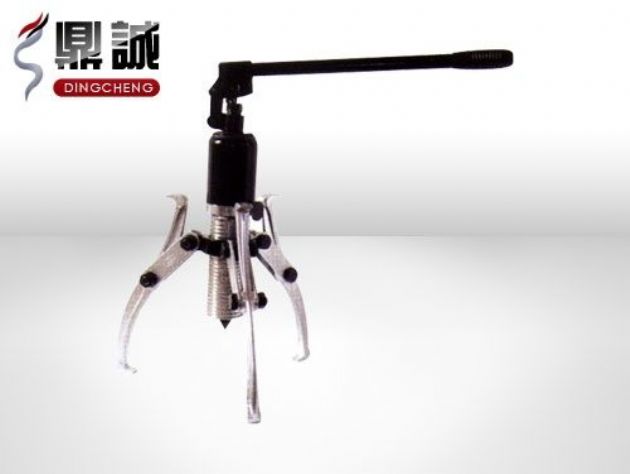 點(diǎn)擊查看詳細(xì)信息<br>標(biāo)題：整體式液壓拉馬 閱讀次數(shù)：3945