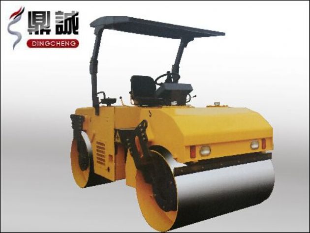 點(diǎn)擊查看詳細(xì)信息<br>標(biāo)題：6噸雙鋼輪振動(dòng)壓路機(jī) 閱讀次數(shù)：12100